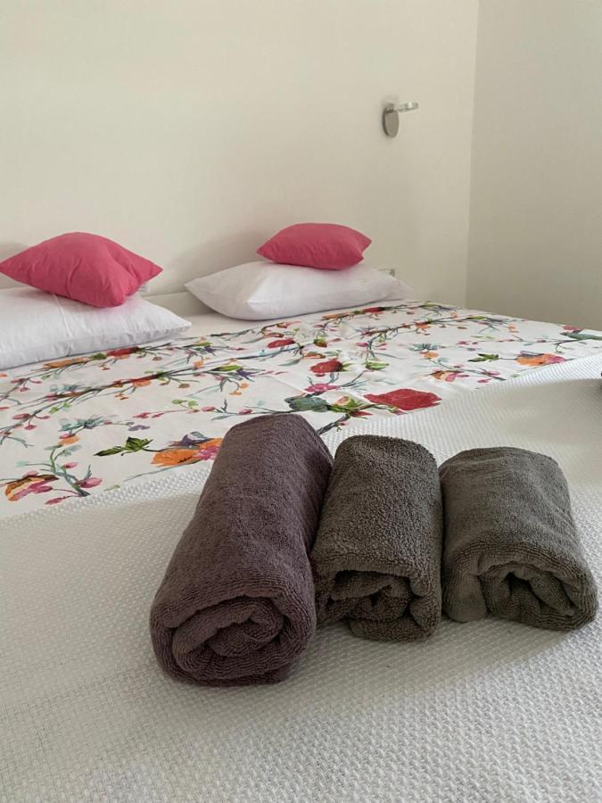 Apartmani Begic 1 I 2 Barbat na Rabu ภายนอก รูปภาพ
